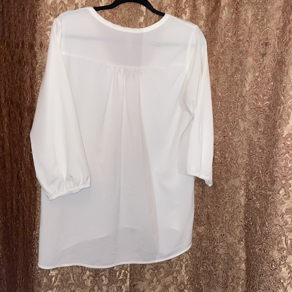 Allison Joy Elegant White V-Neck Blouse.  Size Medium - Picture 2 of 4